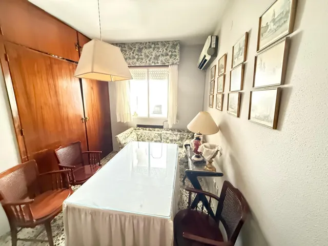PISO DE LUJO EN BARRIO DE SANTA CRUZ — 24