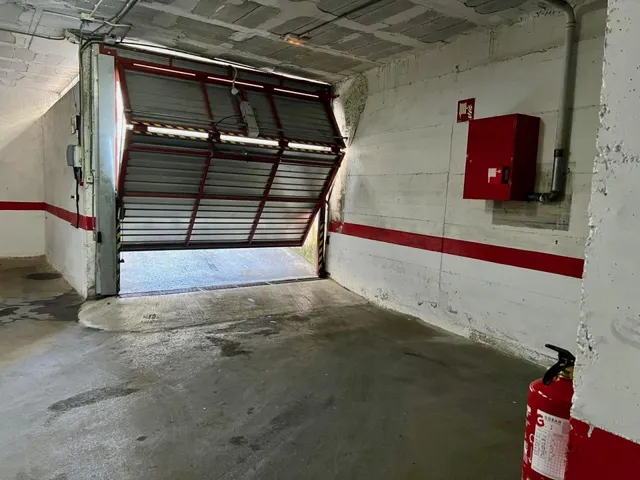 PLAZA DE PARKING EN SALOU PASEO MARITIM. — 4