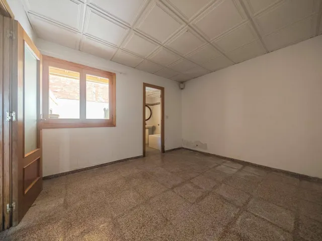 EXCELENTE OPORTUNIDAD: CASA DE 86 m2 EN PARCELA DE 120 m2 EN SAN AGUSTÍN (Junto a PAU II)  PRECIO: 220.000 € — 6