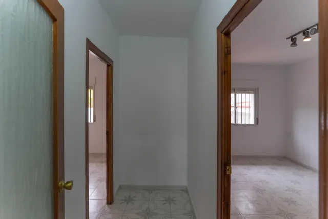Exclusivo Chalet en Alhaurín el Grande con Piscina y Amplias Vistas — 18