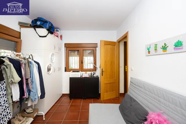 Casa 2 habitaciones 68m² en venta - Otura — 18