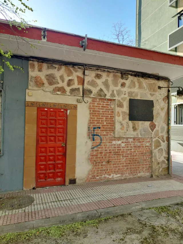VENTA-LOCAL BAR- CON LICENCIA - CIUDAD DE LOS ANGELES-MADRID - — 11