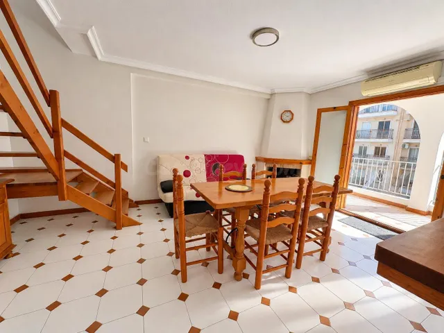 Atico Duplex 3d 2 B solárium Sur a 200 mts de la playa de La - foto 2