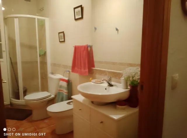 AOC VENDE ADOSADO 4 HAB, 3 BAÑOS, GARAJE Y TRASTERO — 25
