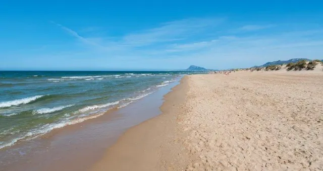 Alquiler temporal de apartamento Dúplex cerca de la Playa — 20