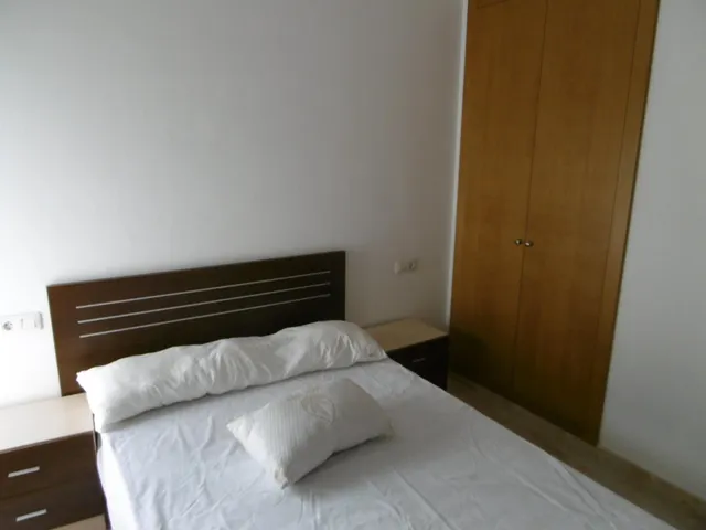 PISO AMUEBLADO CON TRASTERO — 13