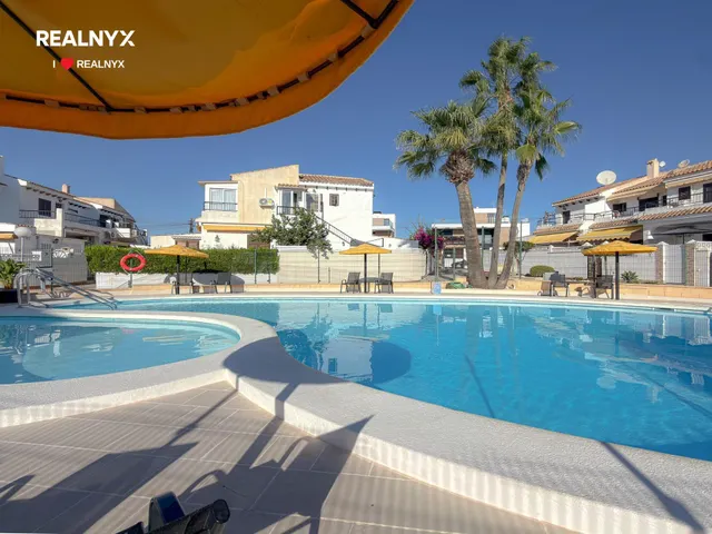 Torreblanca! Encantador bungalow reformado con 2 terrazas, en urbanización exclusiva con 2 piscinas comunitarias — 3
