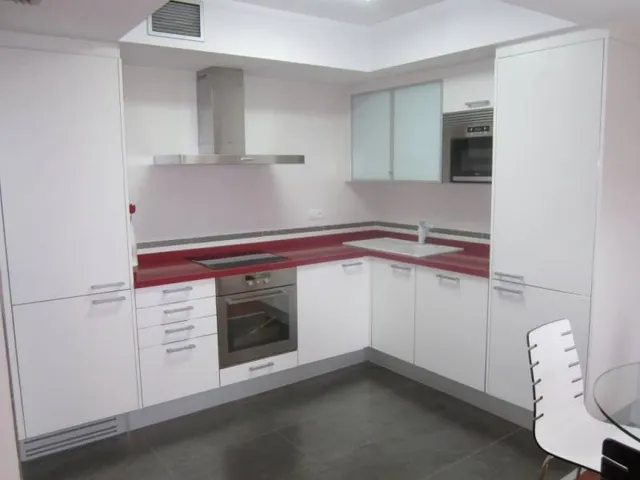 Piso de un dormitorio, amueblado, con plaza de garaje en la Ciudad de las Artes y las  Ciencias — 13