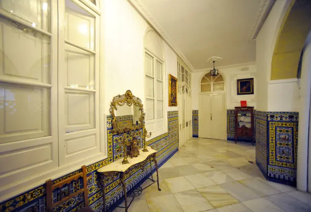 ESPECTACULAR CASA EN EL CENTRO — 3