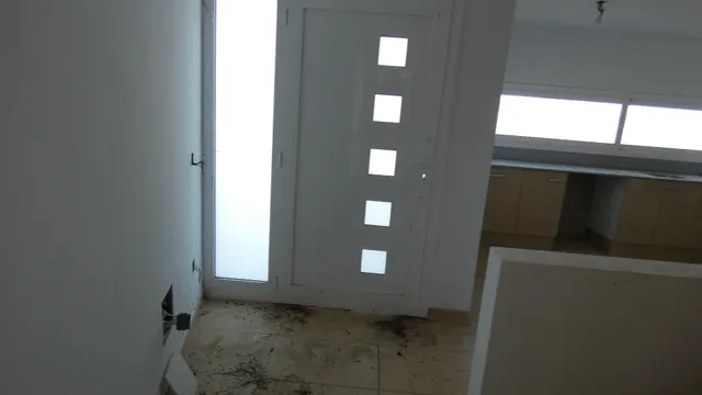 CASA EN CONSTRUCCIÓ A LA LLACUNA — 4