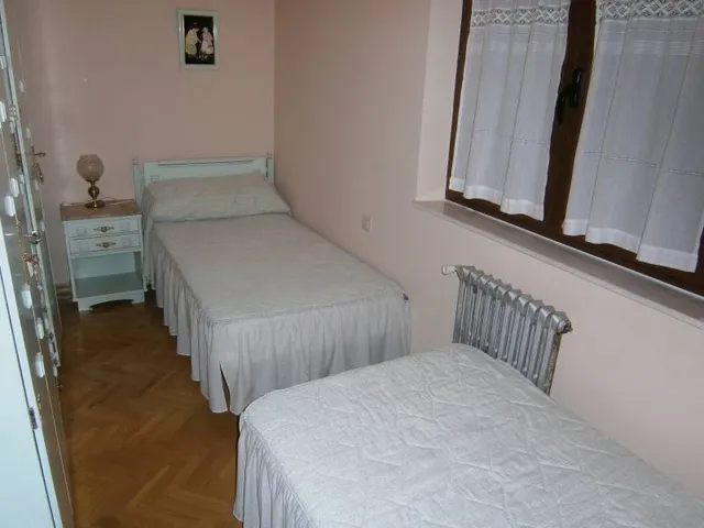 VENTA CHALET ZONA SAN FRONTIS-CARRASCAL, 6 habitaciones, TRES BAÑOS, PISCINA, GRAN PARCELA — 20