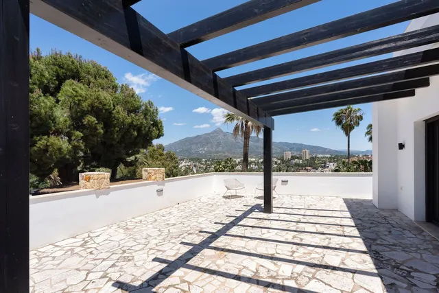 Chalet 4 habitaciones 351m² en venta - Marbella — 39