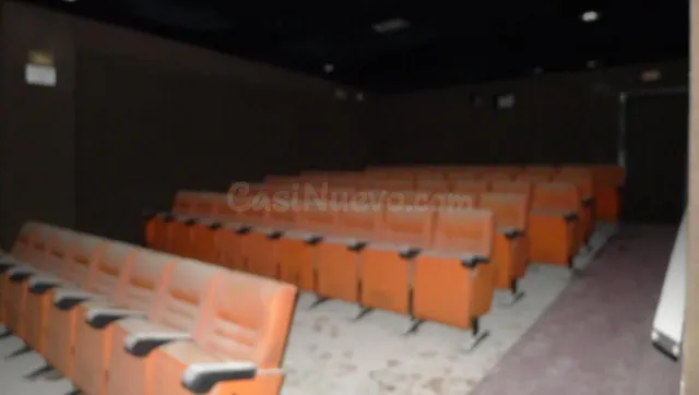 Local en el centro Antiguo Cine - foto 2