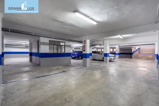 PARKING DE 30 PLAZAS EN PLENO CENTRO DE GRANADA — 16
