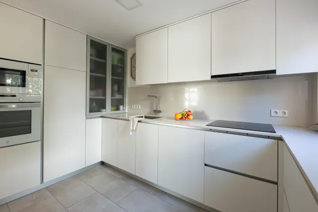 Encantadora vivienda unifamiliar con patio privado, piscina y vistas al mar en Cala Millor. — 13