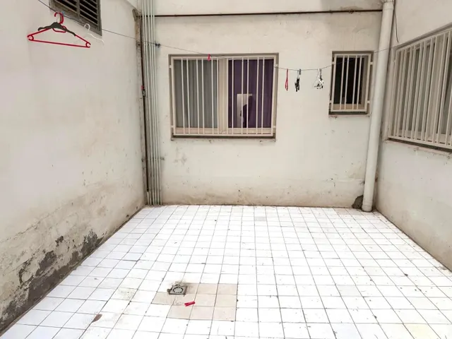 Amplio  Piso + Local en Singuerlin, Santa Coloma de Gramanet por €259.900 — 18