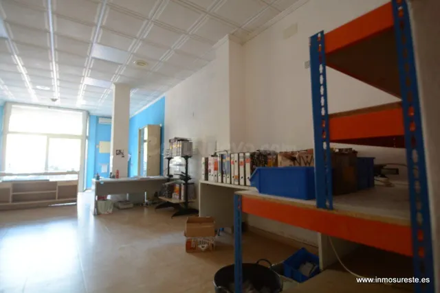Alquiler de local comercial en Orihuela, frente a la Plaza d - foto 3