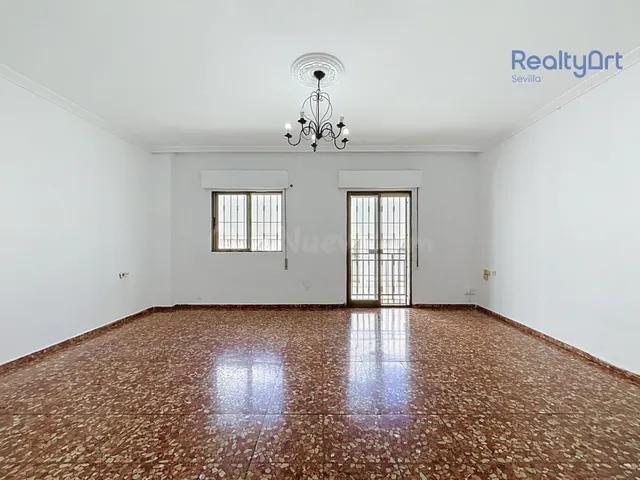 Piso 3 dormitorios en Bellavista - foto 3