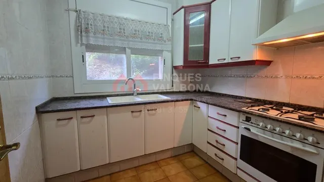 PISO DE 3 habitaciones CON ASCENSOR Y TRASTERO EN CAPELLADES — 13