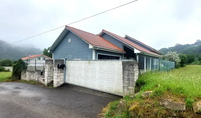 Casa 4 habitaciones 321m² en venta - Northern spain