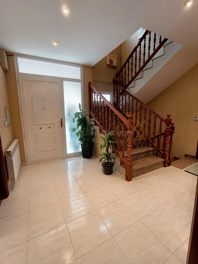 Gran chalet independiente - foto 3
