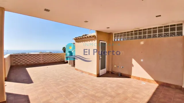 ÁTICO CON SOLÁRIUM Y VISTAS AL MAR EN EL ALAMILLO – REF. 181 - foto 4