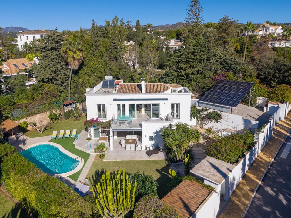 Chalet 6 habitaciones 342m² en venta - Marbella