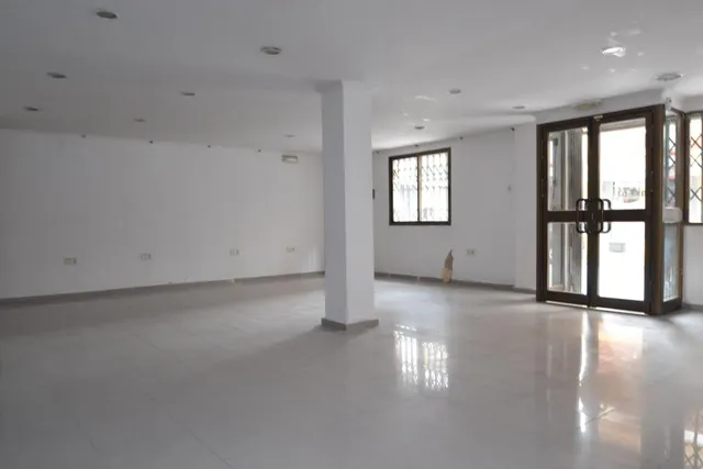 Local en venta en Hiconsa, Camas — 4