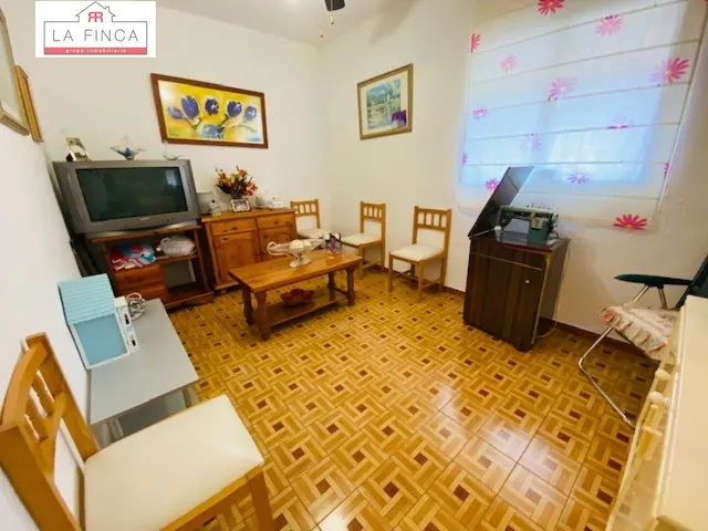 Gran Casa Independiente con piscina y zonas ajardinadas. — 34