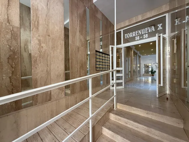 Ático con vistas al mar en av. de las habaneras con vistas al mar. 2 dorm. 1 baño. superficie de 79 m2. — 47