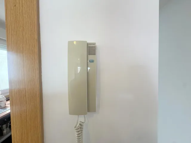 Amplio piso con 3 dormitorios, terraza y excelentes vistas en Las Navas del Marqués — 42