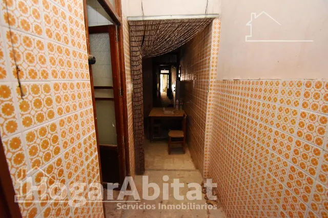 AMPLIA CASA CON 2 TERRAZAS CERCA DEL CENTRO — 44