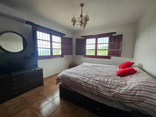 Finca rústica 5 habitaciones 253m² en venta - Estación — 15