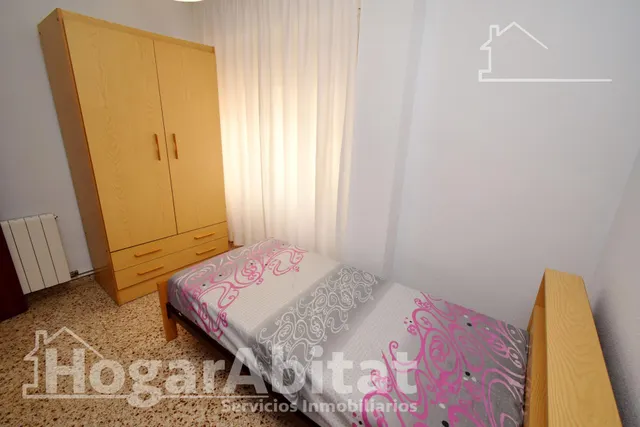 ¡ZONA CEDRE! ALTO, LUMINOSO Y SEMIREFORMADO CON TERRAZA — 25