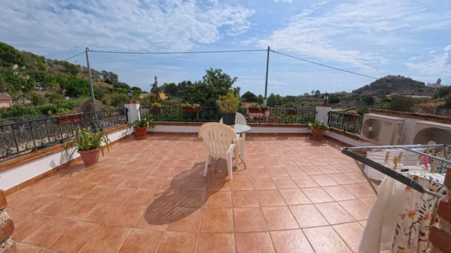 Casa en venta en Polop con piscina privada, gran parcela y vistas despejadas — 17