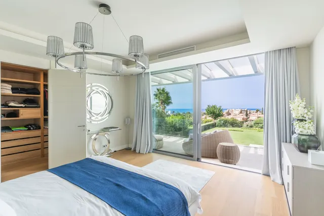 Chalet 5 habitaciones 592m² en venta - Marbella — 18
