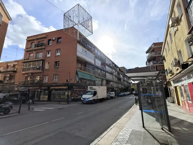LUMINOSO PISO EXTERIOR, CON GRAN TERRAZA, EN PUERTA BONITA — 33