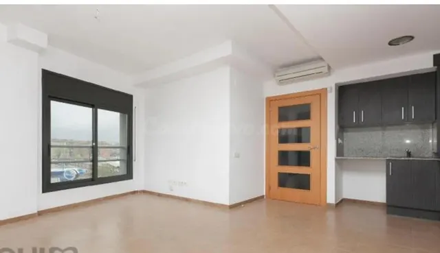 PISO OCUPADO 1 HABITACIÓN, PLANTA 2 CON ASCENSOR, BALCÓN, CA - foto 5