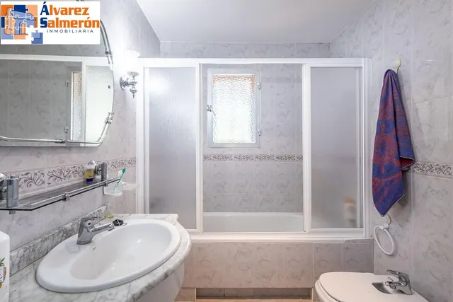 Espectacular Chalet en Ogijares - Ideal para Familias — 19