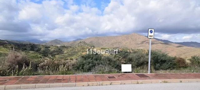 Parcelas exclusivas en zona residencial junto al gol y la Cala de Mijas — 2