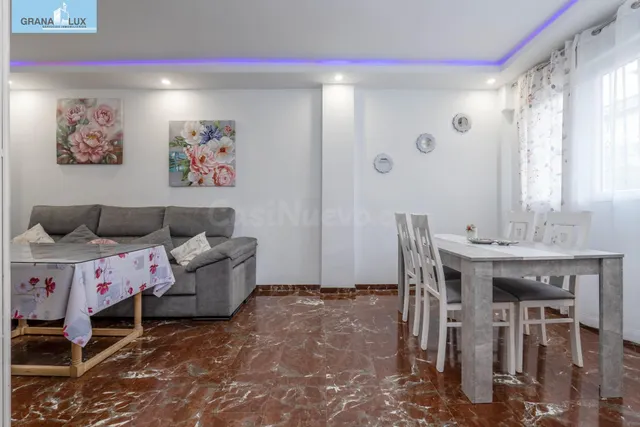 Encantadora Casa Reformada en Ogijares con Vistas y Espacios - foto 4
