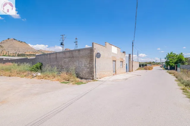 Finca en Atarfe con dos naves y cobertizo — 34