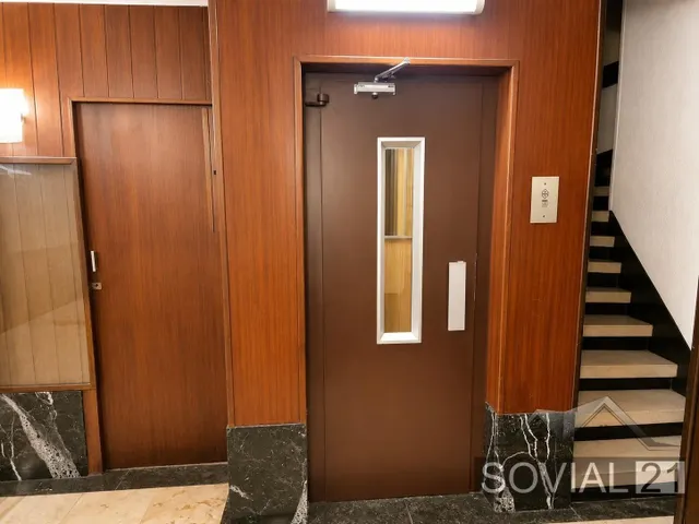 Piso reformado con mucho estilo junto a la plaza Sanllehy — 28