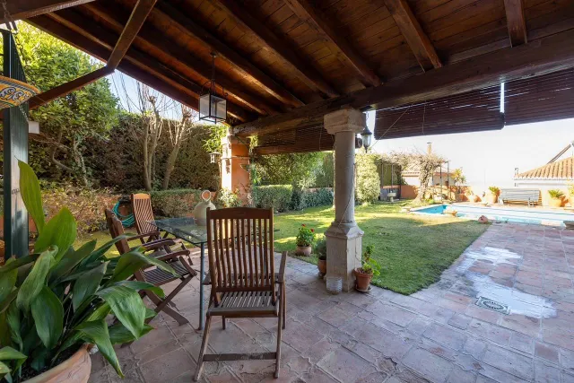 GRAN CASA CON PISCINA EN COLINAS BERMEJAS, MONACHIL — 46