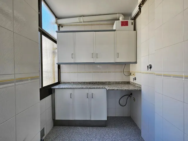 Amplio piso en venta en Manresa — 10