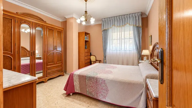 Piso 3 habitaciones 107m² en venta - Avda. mediterraneo — 13