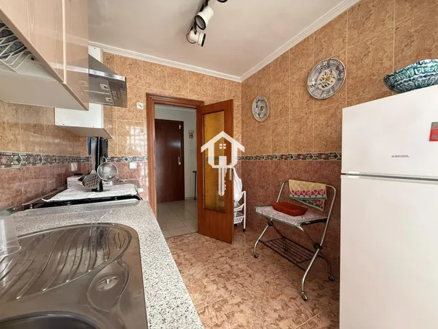 PISO EN VENTA EN ALICANTE. ZONA VIRGEN DEL REMEDIO.100m2, 3 habitaciones, 1 BAÑO, BALCÓN, CUARTA PLANTA CON ASCENSOR — 18