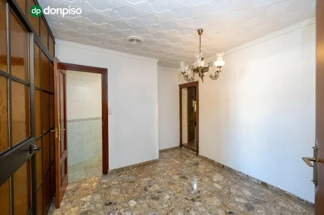 Edificio con gran potencial de desarrollo residencial en Zaidín – Granada — 9