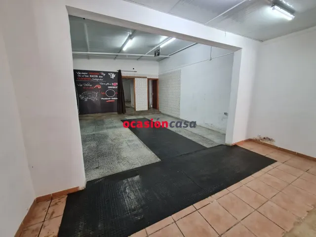 LOCAL COMERCIAL JUNTO A PLAZA DE ESPAÑA Y PARQUE DEL MONO — 4