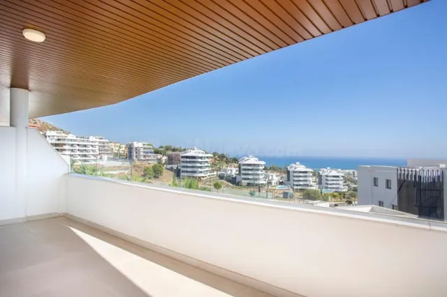 Apartamento 3 habitaciones 120m² en venta - Reserva del Higu - foto 3